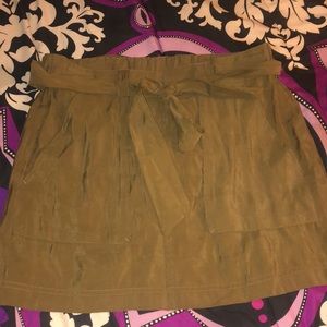Olive skirt w/belt tie